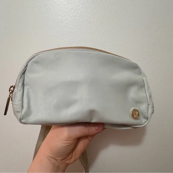 Lululemon 🍋 - Picture 5 of 5